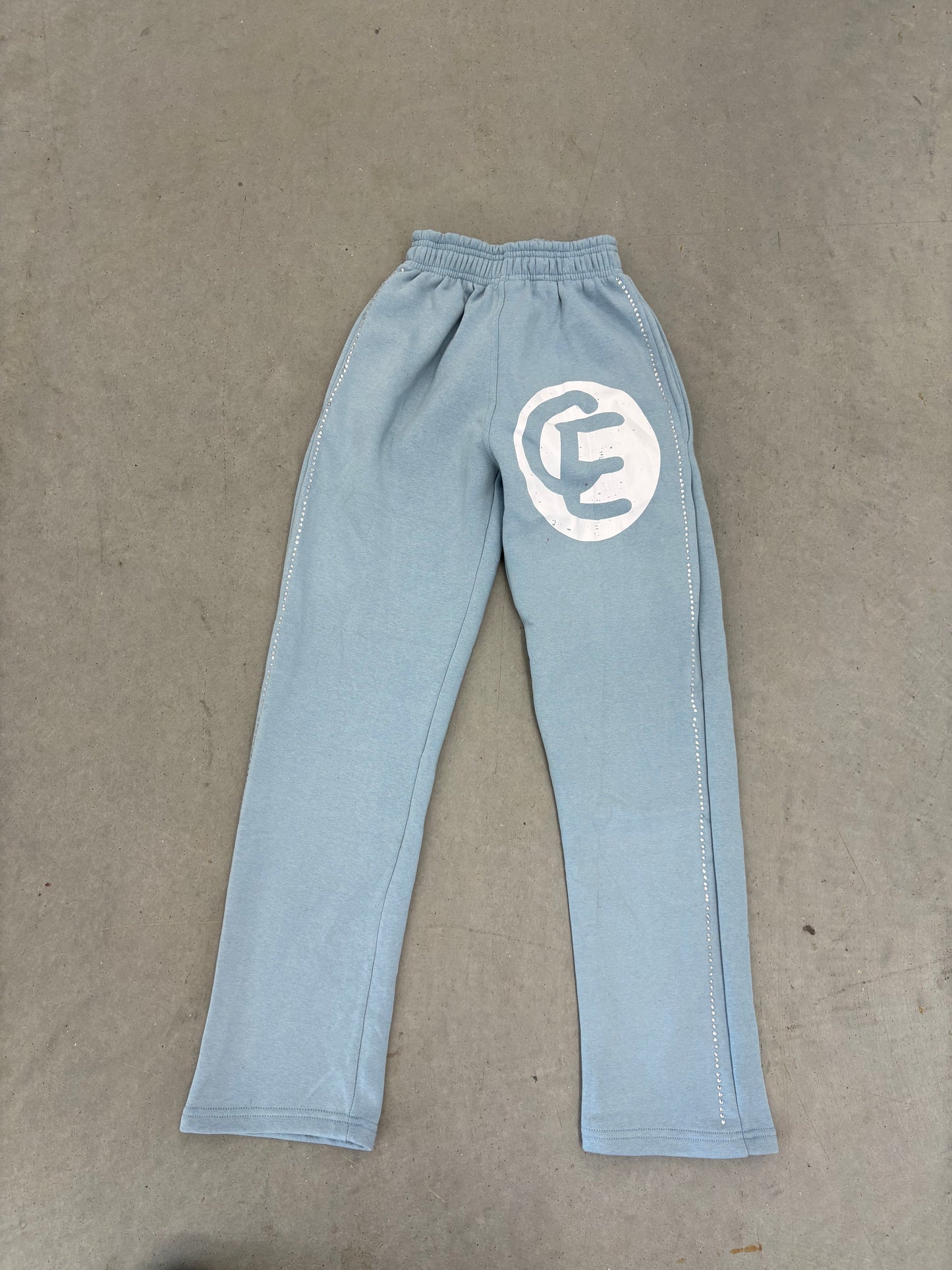 “Why envy me” sweatpants